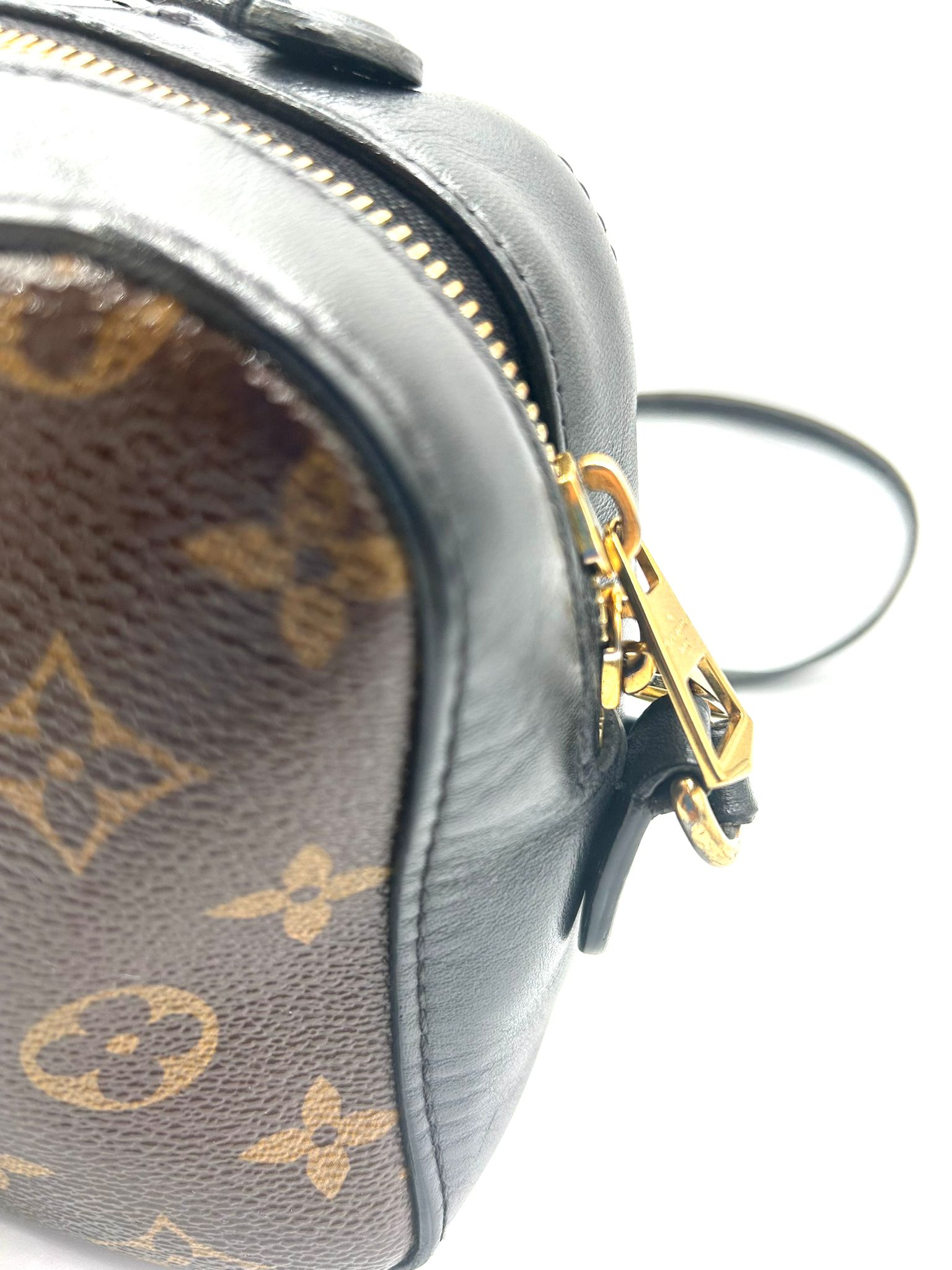 Bolsa bandolera Louis Vuitton Saintonge diseño monogram de lona y