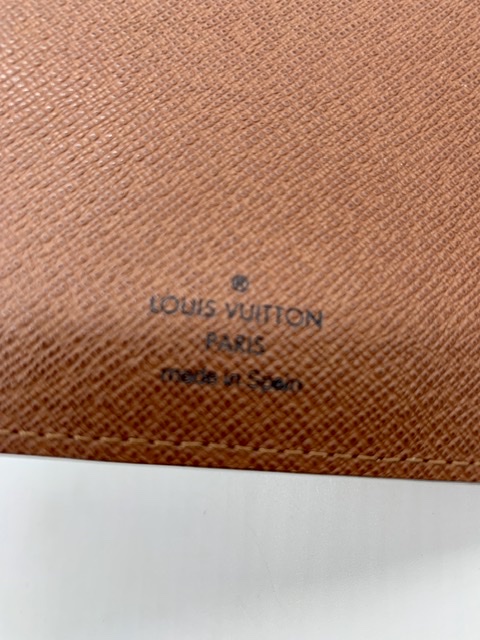 Tarjetero Louis Vuitton Edición limitada