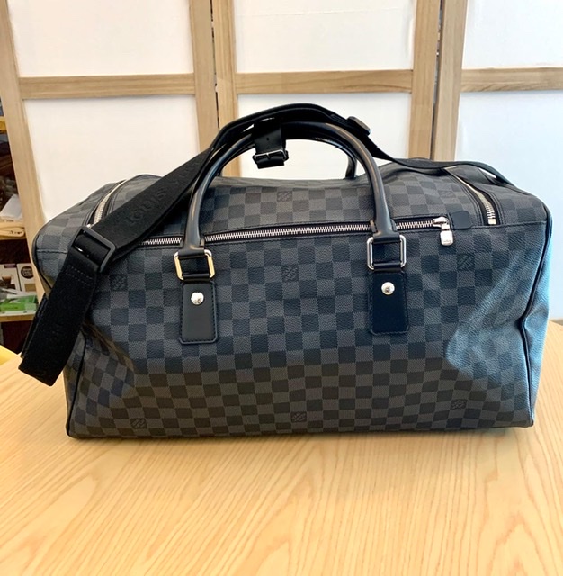 Bolso\/maleta de viaje Louis Vuitton d\'occasion pour 450 EUR in Barcelona  sur WALLAPOP