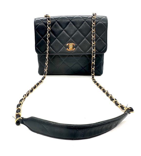 Chanel - Big Matelassè Single Flap - Crossbody bag - Catawiki
