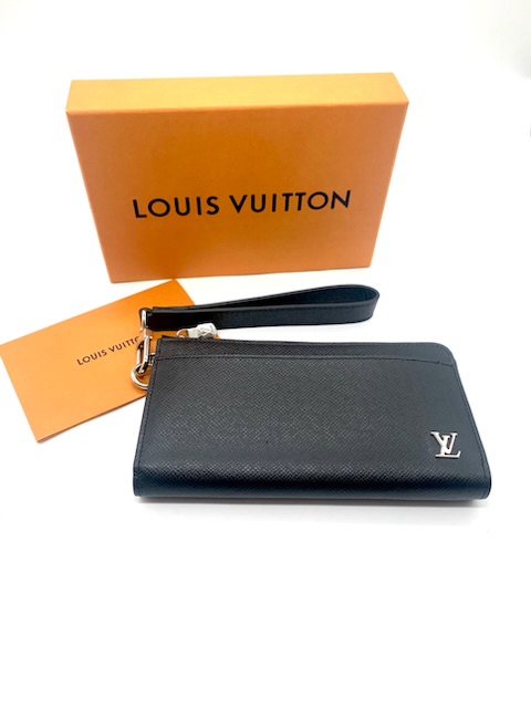 Cartera mano hombre Louis Vuitton