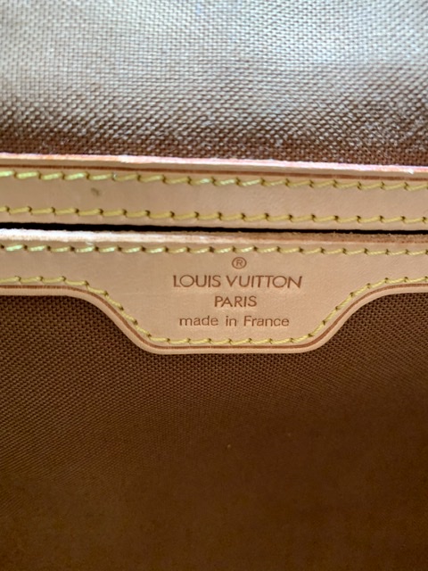 Mochila Montsouris Louis Vuitton monogram MM de segunda mano por 590 EUR en  Barcelona en WALLAPOP