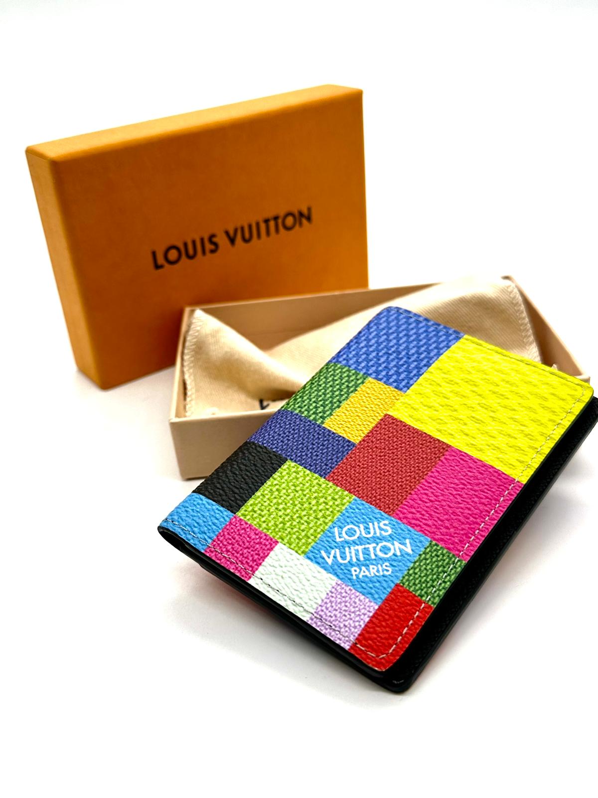 Louis Vuitton Tarjetero